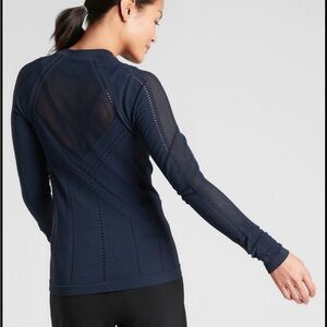 Athleta Oxygen Top